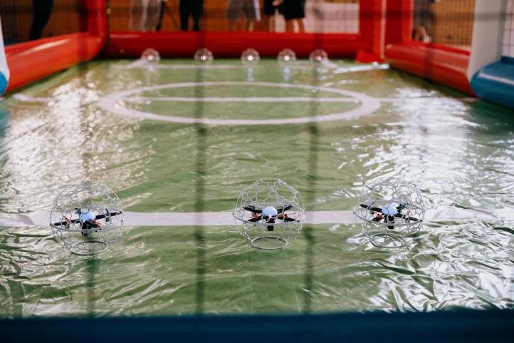 Zdroj fotografií: Správa informačních technologií města Plzně 260930_Drone_soccer_1