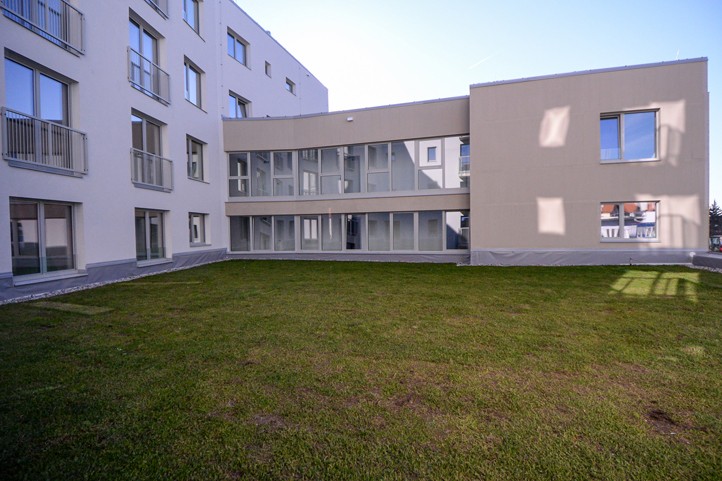 Zakončení stavby bytového domu na Světovaru - blok E (fotografie: M. Pecuch) 260930_Svetovar_E_byt_dum_4
