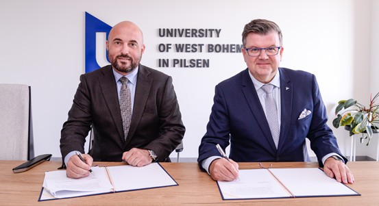 Plzeň a Západočeská univerzita uzavřely memorandum ohledně bazénu