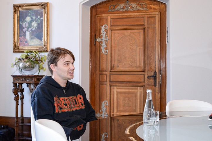 261027_Nalezce_penez_1