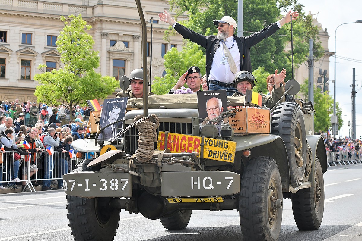 Plzeň při Slavnostech svobody ožije historií a zážitky, konvojem projede na 300 historických vozidel