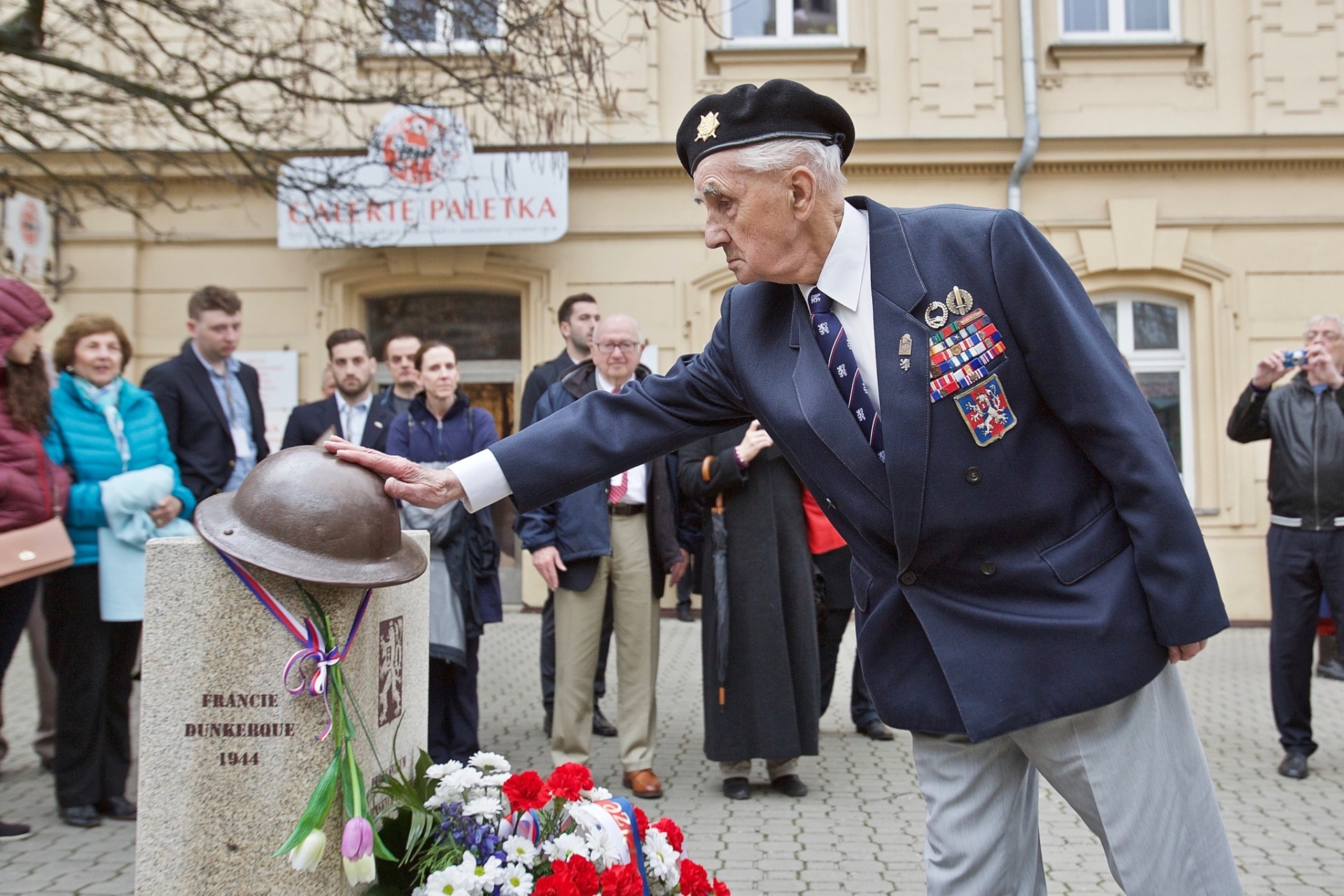 Josef Švarc, hero, member of the Czechoslovak Independent Armored Brigade, and regular participant in the Pilsen Freedom Festival, was born 99 years ago.