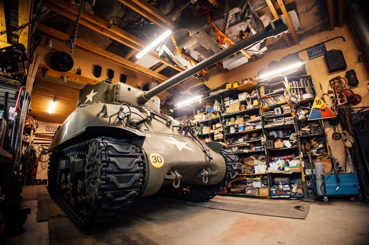 Jeřáb přemístí Tank M4 Sherman do vznikajícího muzea osvobození v Plzni, unikátní operace o víkendu přinese dopravní omezení na Klatovské třídě