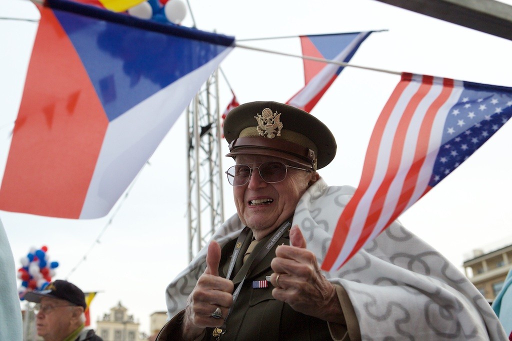 Před čtyřmi lety nás ve věku 99 let opustil  příslušník amerického letectva za 2. světové války, jedna ze tváří Slavností svobody, Marion Kirkham.