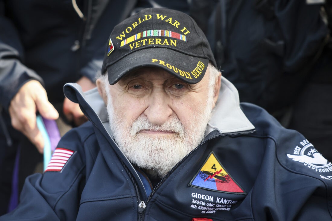 Do Plzně míří 101letý americký veterán Gideon Kantor