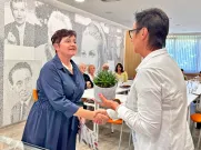 Starostka Jedničky Ivana Bubeníčková (vpravo) s Jiřinou Brokešovou. Foto: ÚMO Plzeň 1