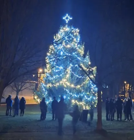 Rozsvícení vánočního stromu na návsi