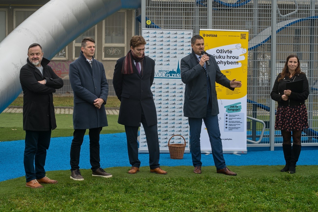 wall-holla otevření