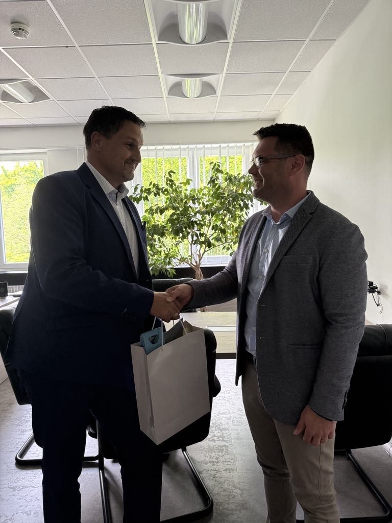 úklid od Baker Hughes