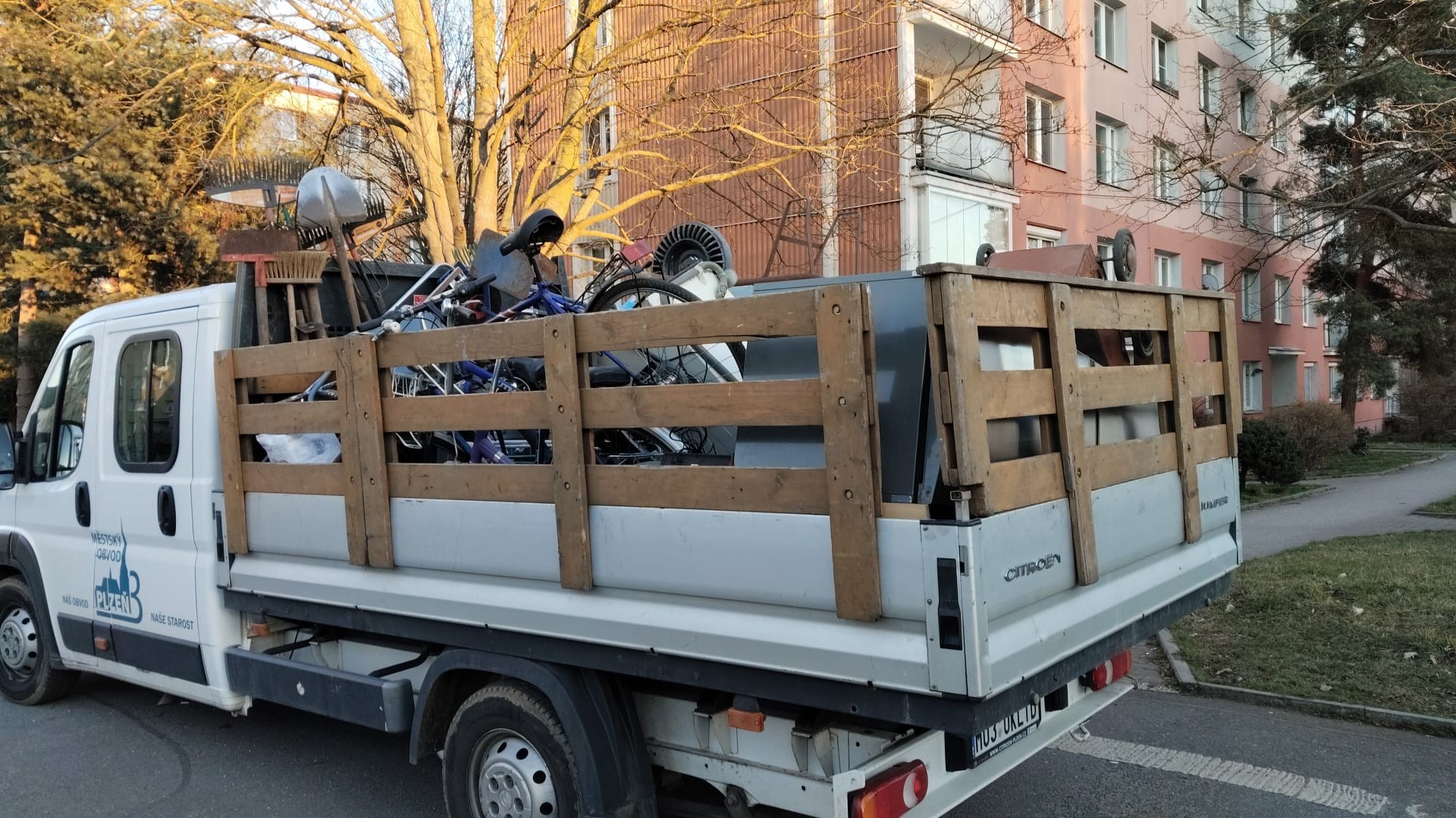 velkokapacitní kontejnery 26