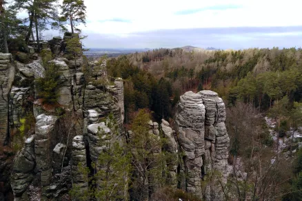 Zájezdy pro seniory z našeho obvodu se budou prodávat v úterý 14. dubna 2026