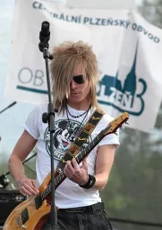 Finalista loňské soutěže Československé Superstar vystoupil na Bambiriádě.