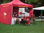 Stánek s krmivy Husse