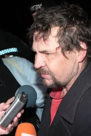 Muž souhlasil druhý den navštívit starostu, aby získal zpět své ztracené doklady  