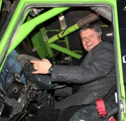 Starosta Jiří Strobach za volantem závodního speciálu