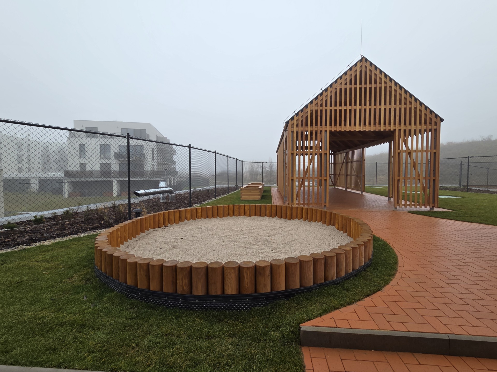 20251212_102715 20251212_102715