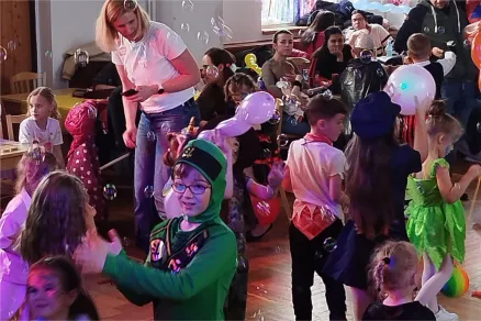 Maškarní bály zaplnily Liďák