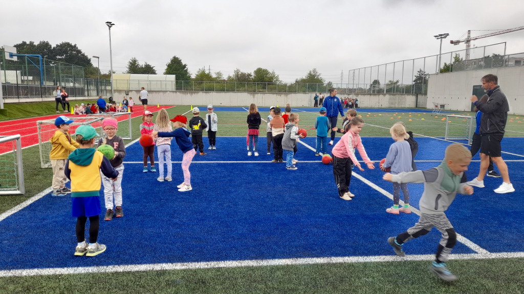 Motýlci - sportování s Viktorkou