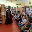 2. B Pasování na čtenáře v knihovně Bory