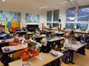 1. B Společně pracuje