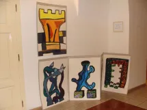 Žáci se speciálními vzdělávacími potřebami, kteří navštěvují zájmové kroužky kresba, malba a keramika vystavovali své nejpovedenější práce.