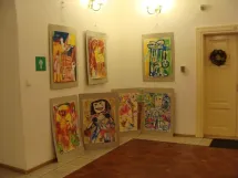 Žáci se speciálními vzdělávacími potřebami, kteří navštěvují zájmové kroužky kresba, malba a keramika vystavovali své nejpovedenější práce.