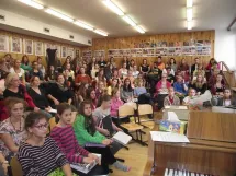Listopad 2015 - DPS Mariella + bývalí členové - nácvik na Slavnostní koncert