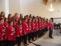 24. 4. 2016 - DPS Mariella - Koncert s Tachovským dětským sborem v KVK centru