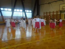 14. 12. 2017 - Pohybová výchova 1.D - Vystoupení pro mateřské školy