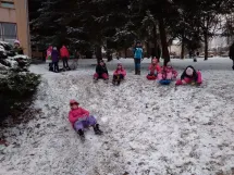 Aktivity na zasněžené školní zahradě - leden, únor 2019