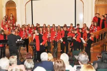 duben 2019 - DPS Mariella - Benefiční koncert Vlídný tmavomodrý svět  aneb "Plzeňské léto s Mariellou"
