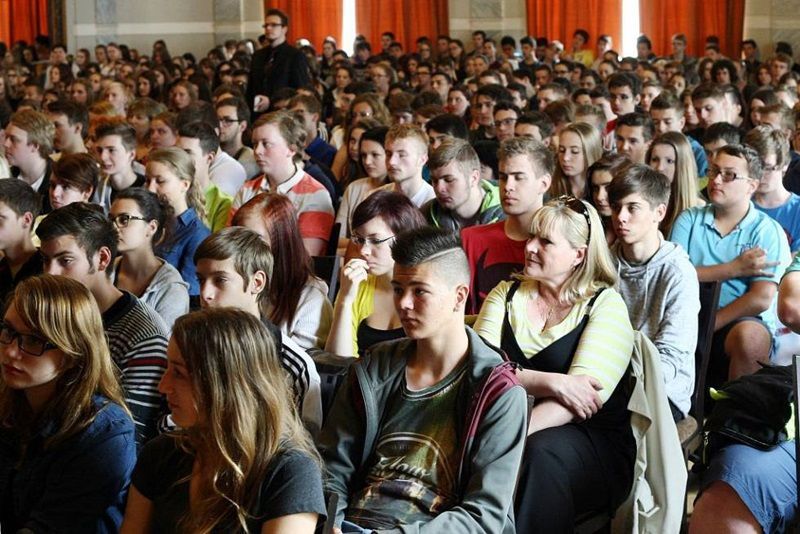 Beseda s válečnými veterány- 9. C- květen 2015