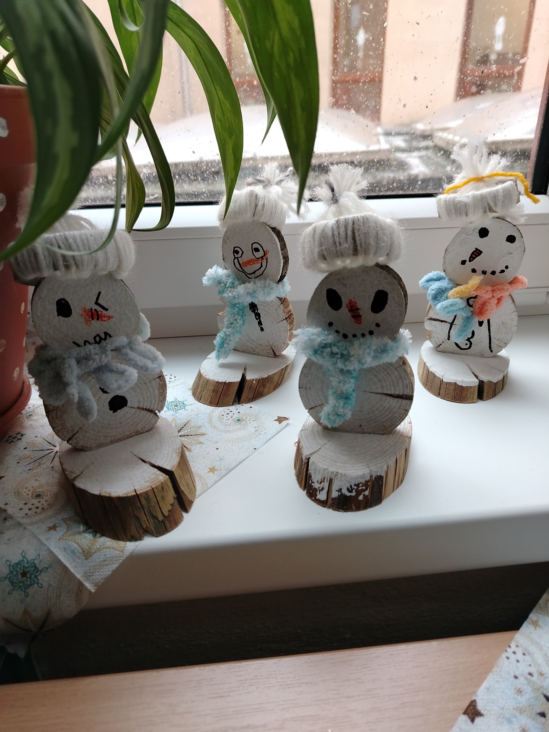 Výroba sněhuláků u ještěrek