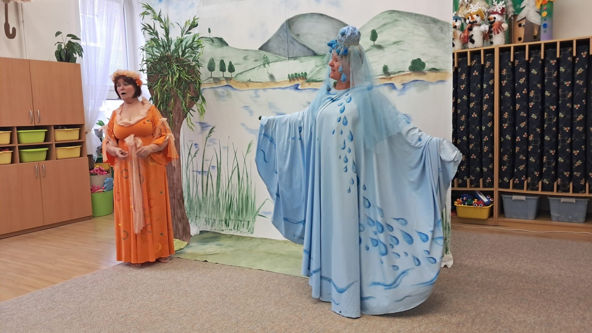 DIVADLO OKÝNKO - BUBLINKOVÁ VÍLA