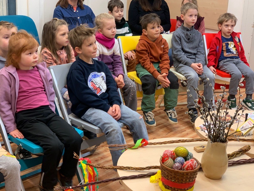 Návštěva městské knihovny (sovičky)