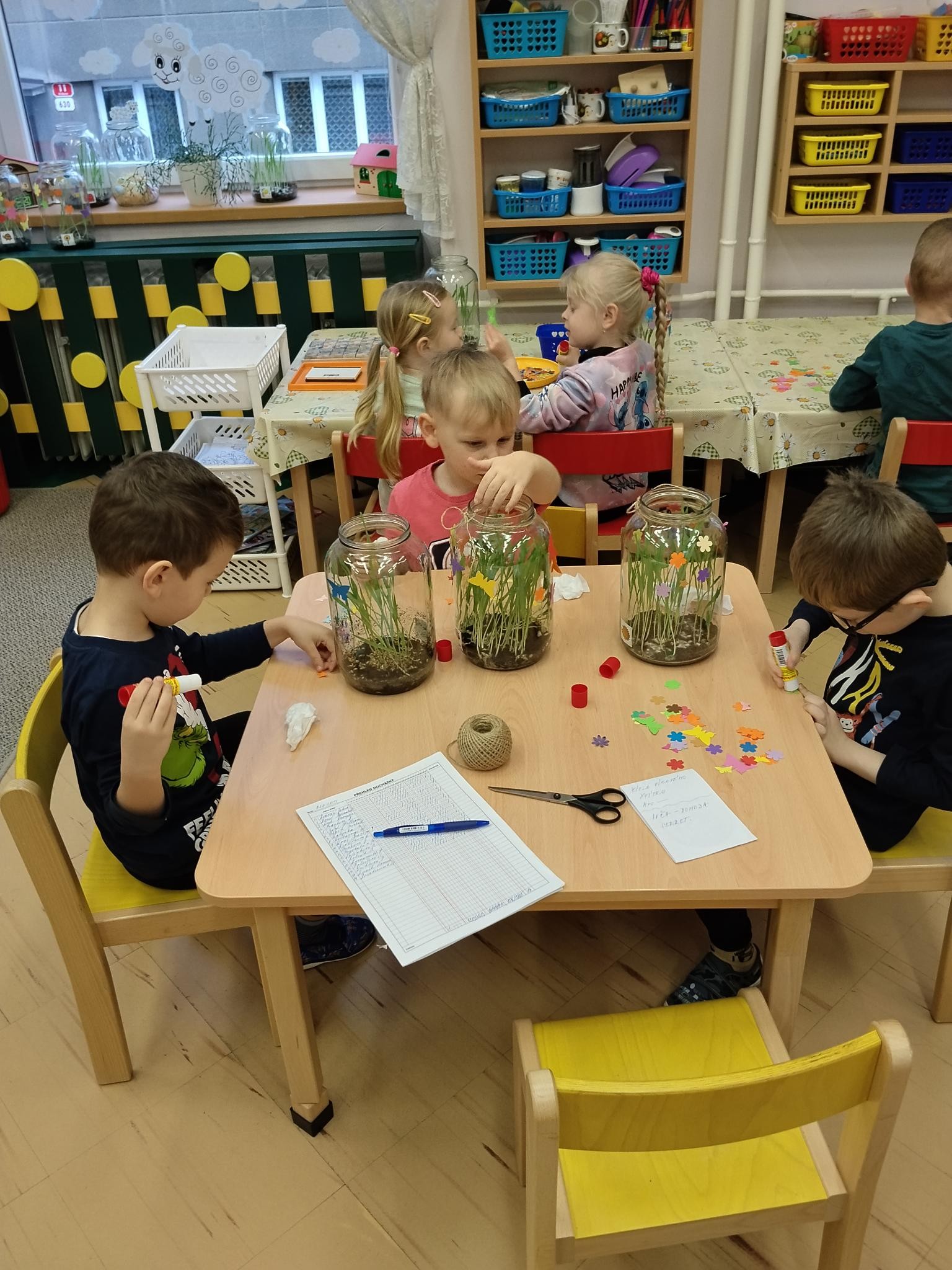 ZDOBÍME SKLENÍČKY - LIŠTIČKY