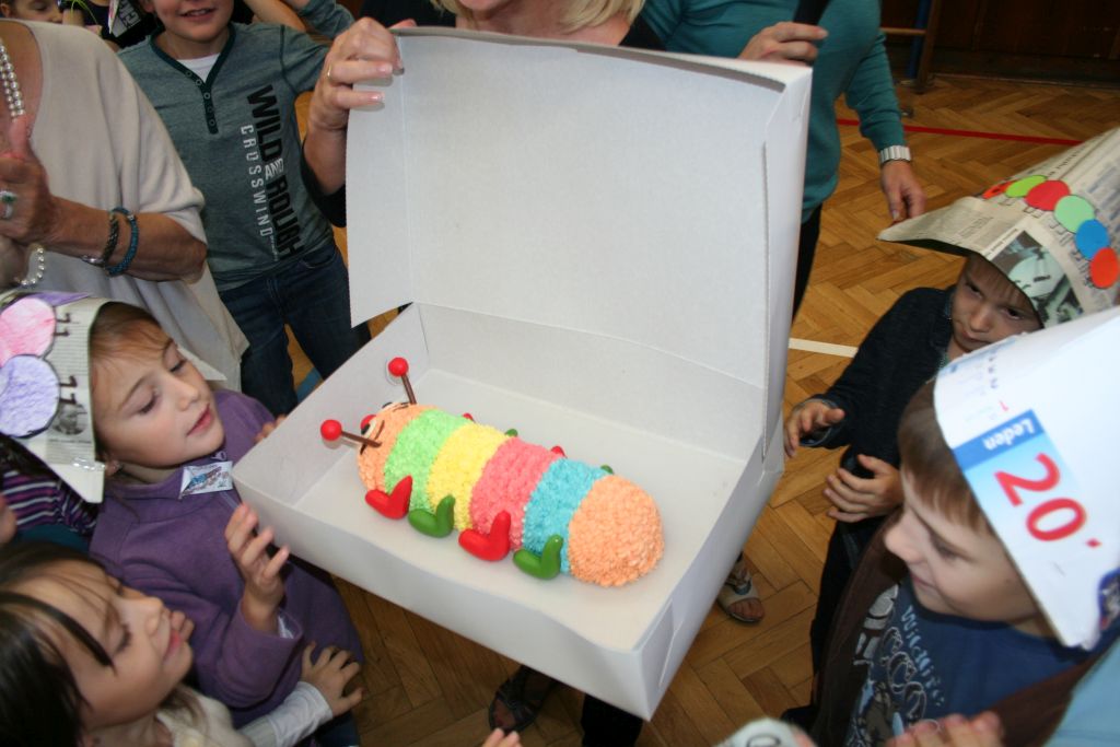 Návštěva paní Běly na 20. ZŠ v Plzni aneb příběh „dvacítky“ a Stonožky 