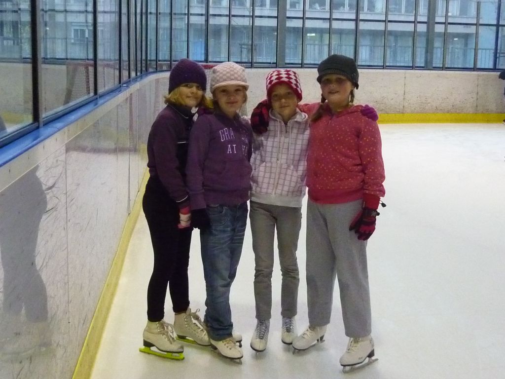 Sezona zimních sportů aneb bruslení poprvé