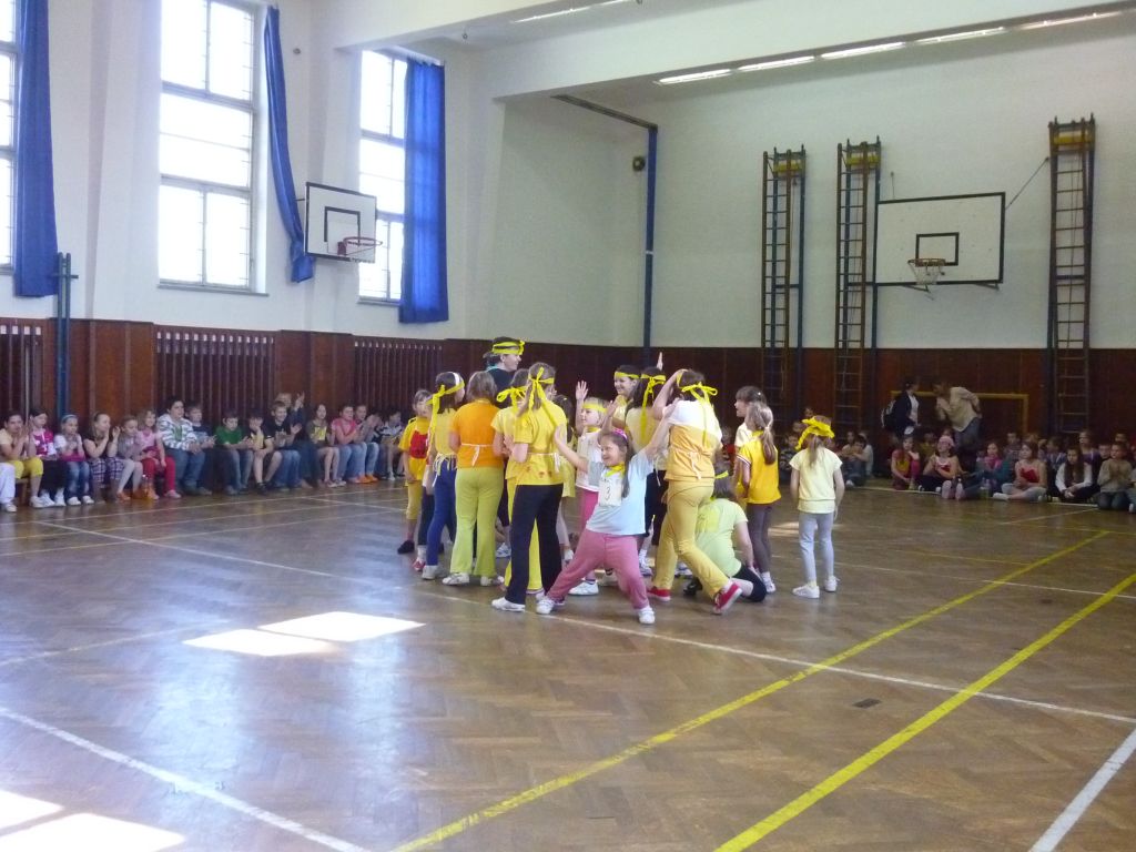 Osmý měsíc u prvňáčků aneb my jsme velcí sportovci