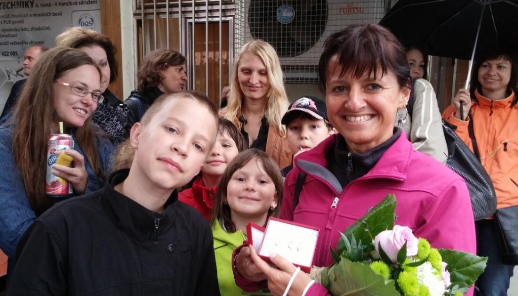 Společné opékaní buřtů (III. A)