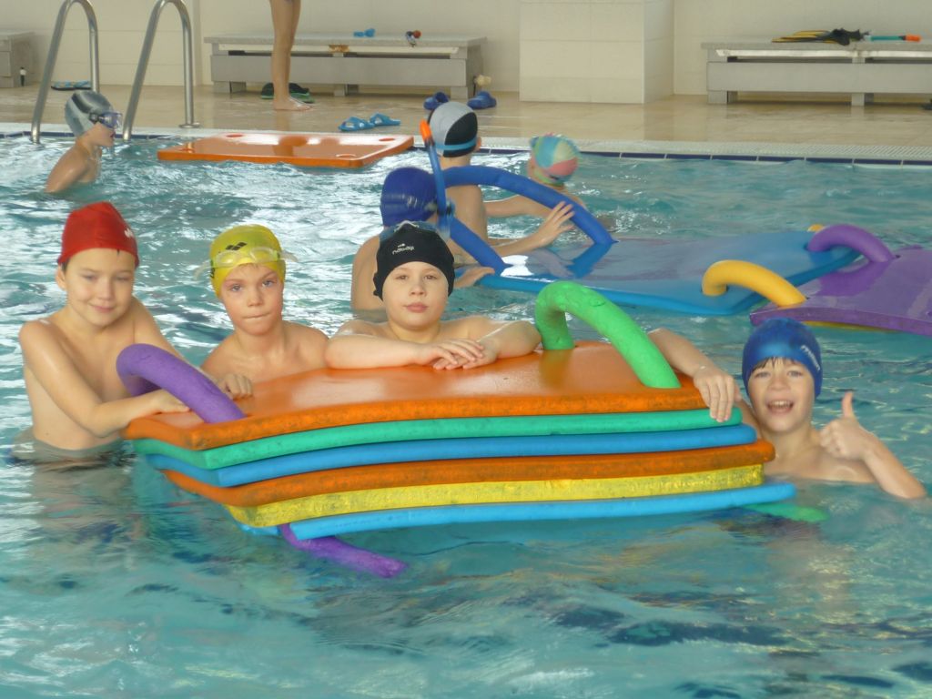 Závěrečné plavání třetích tříd