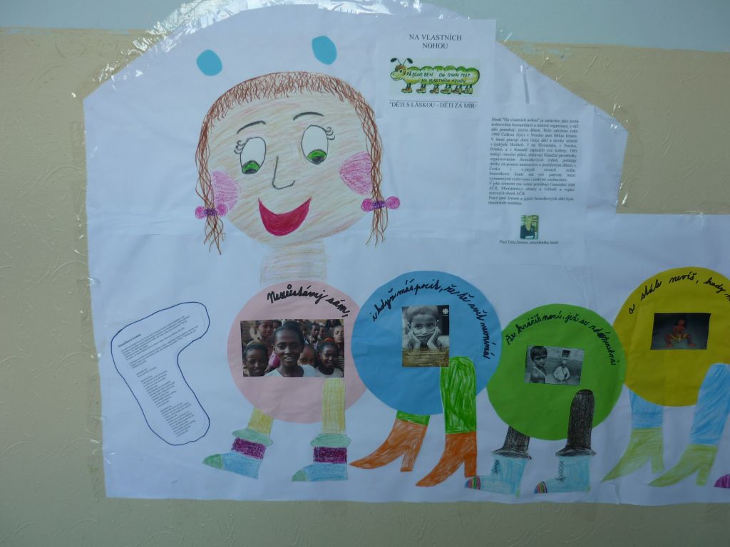 Pomáháme druhým stát na vlastních nohou