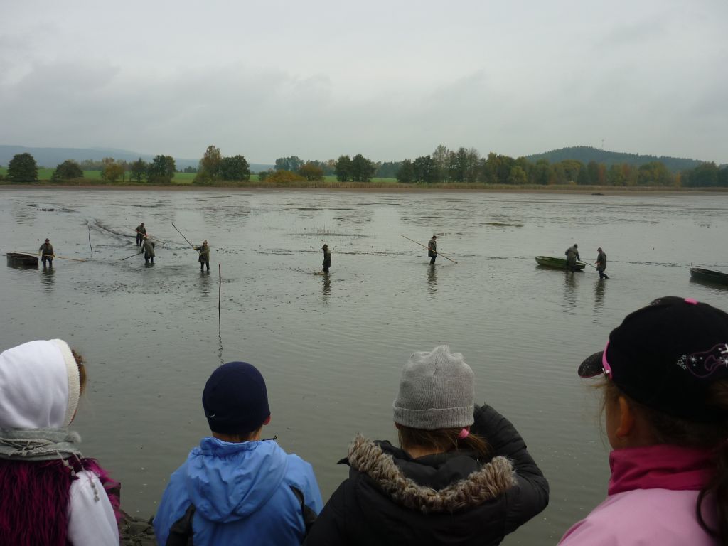 Výlov rybníka – podzimní výlet třeťáků