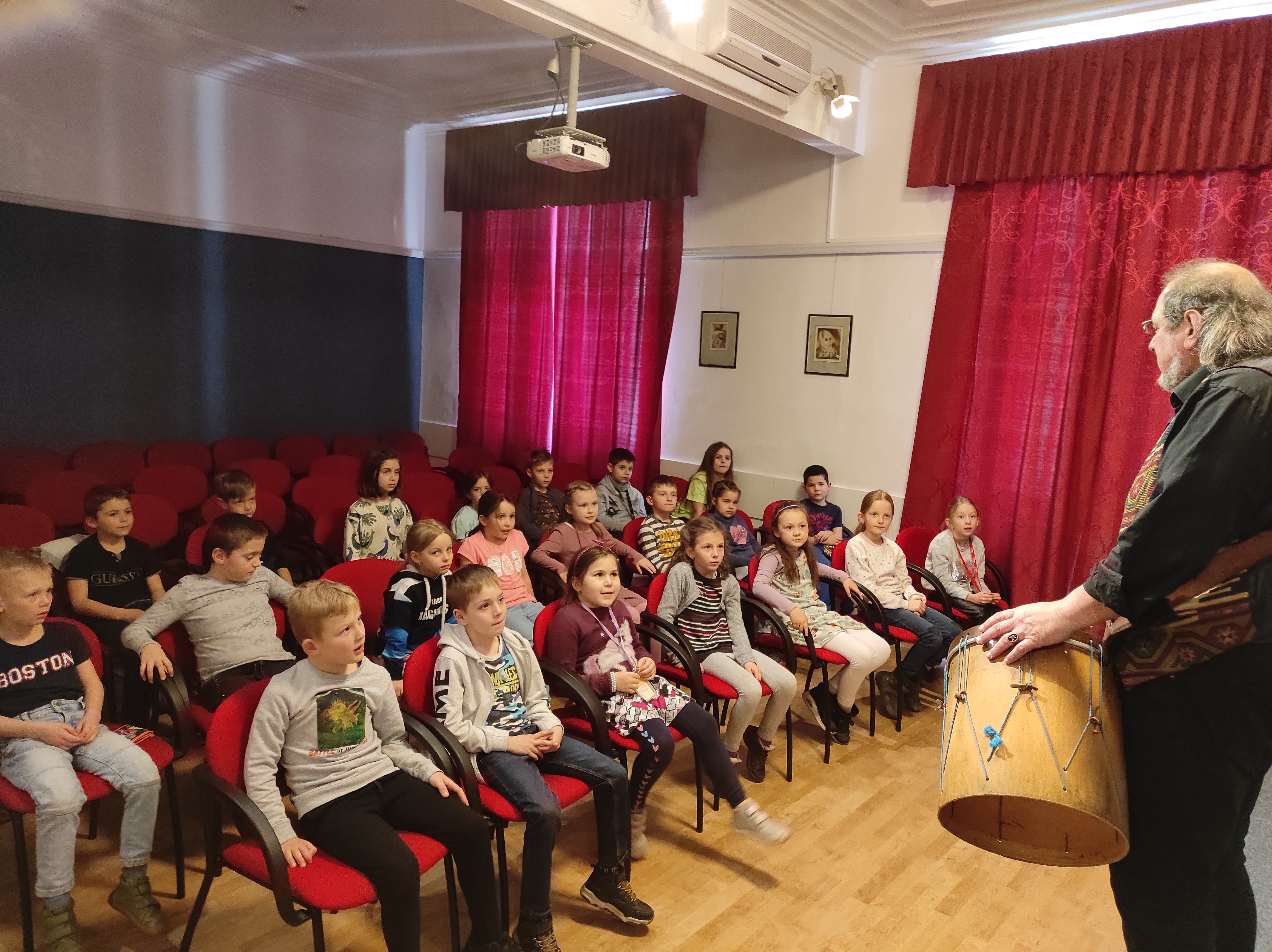 Prvňáci v knihovně 