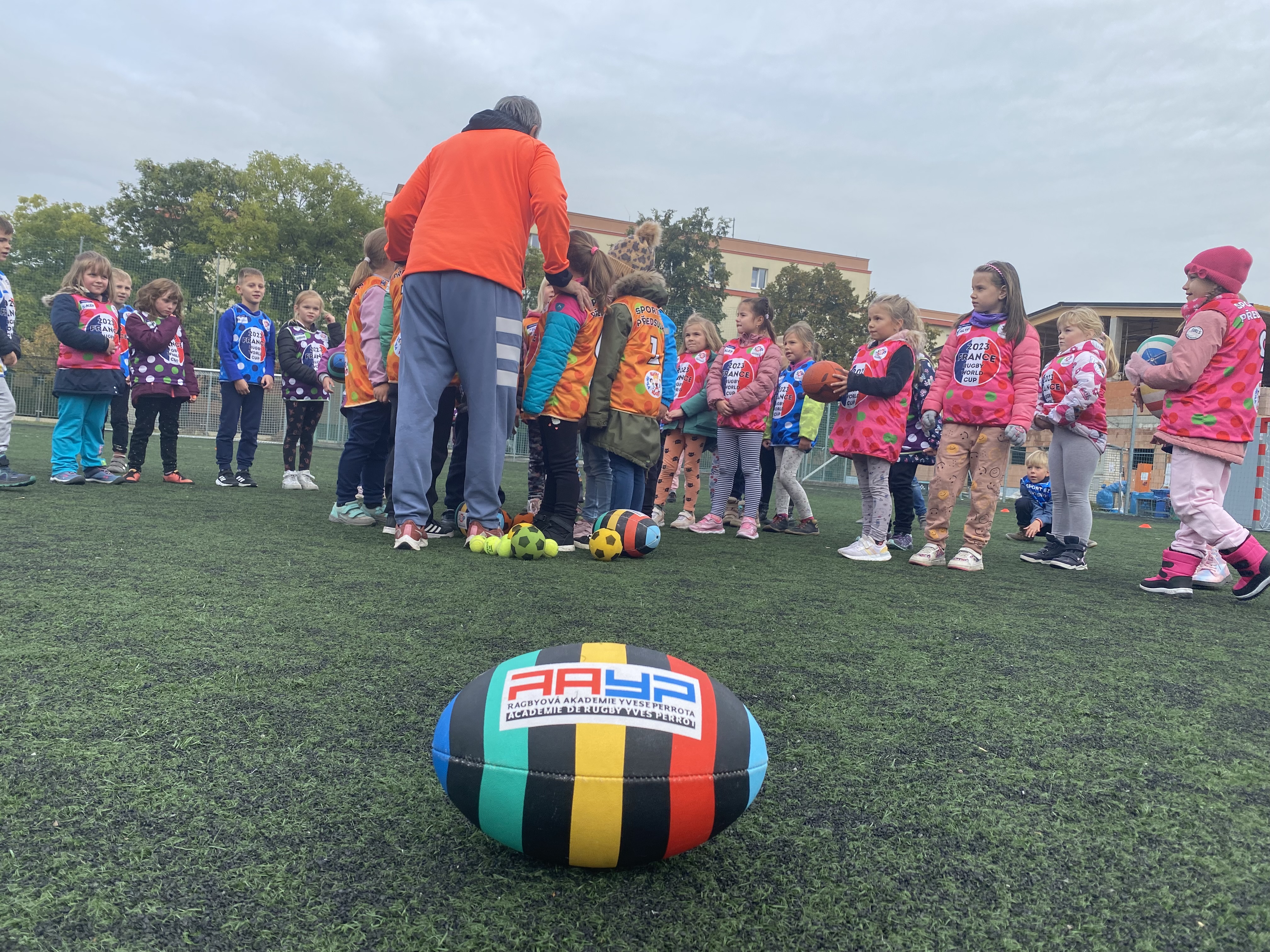 Rugby ukázka ve školní družině