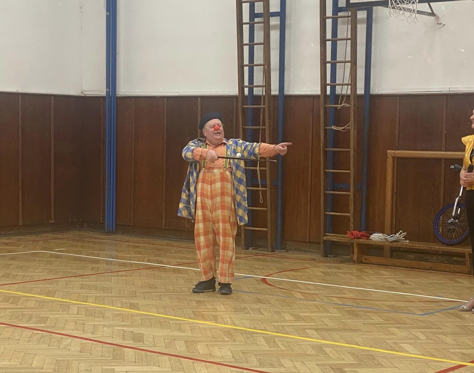 Klaun ve školní družině