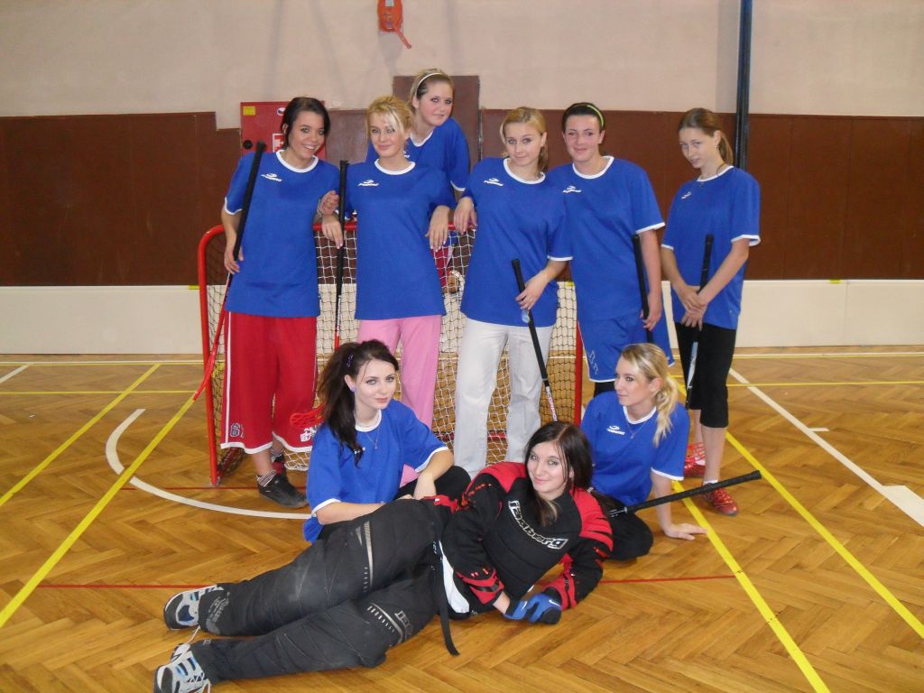 Obvodní kolo ve florbalu dívek