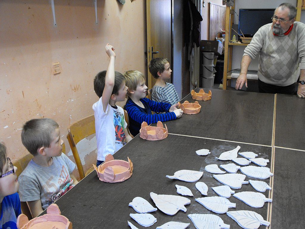 V keramické dílně