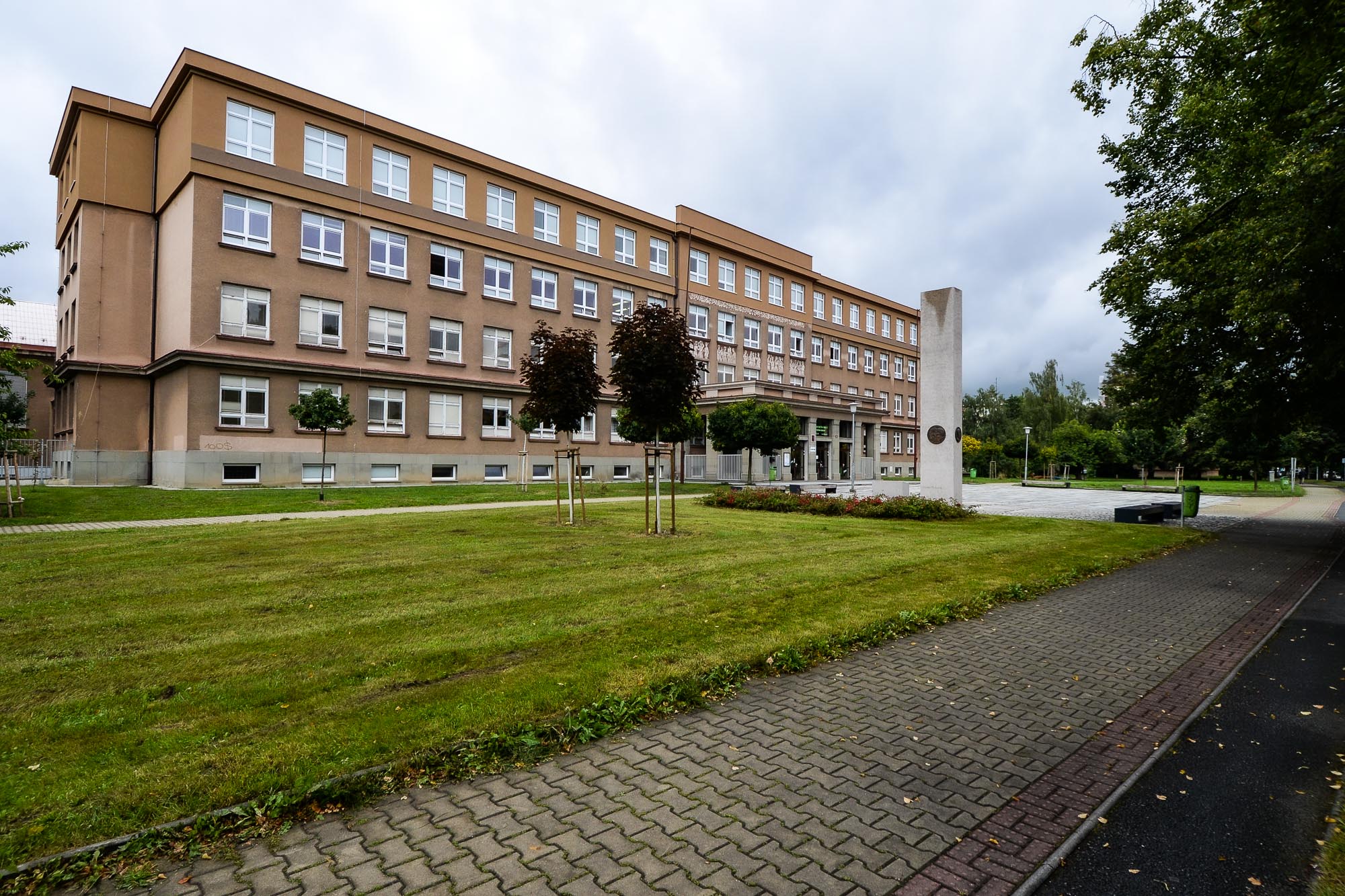 Služby na škole červenec - srpen 2023