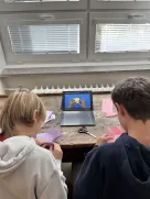 Digitální origami: žáci 8. C tvořili s iPady